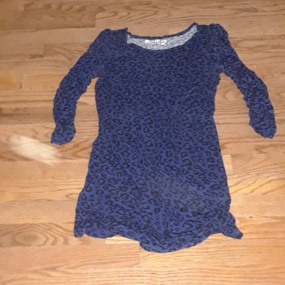 Long mid sleeve shirt